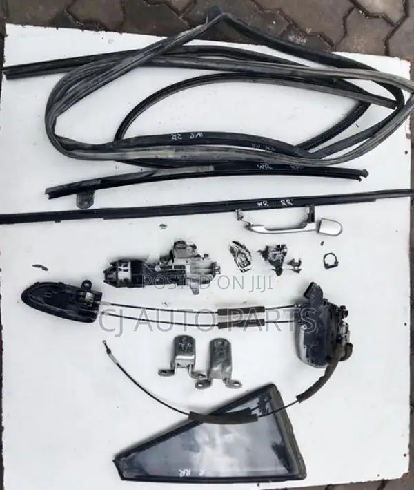 Nissan wingroad y12 Door parts