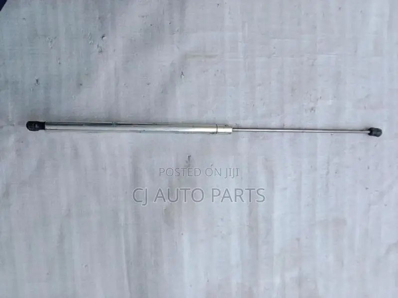 Volkswagen Passat B5 Bonnet Shock