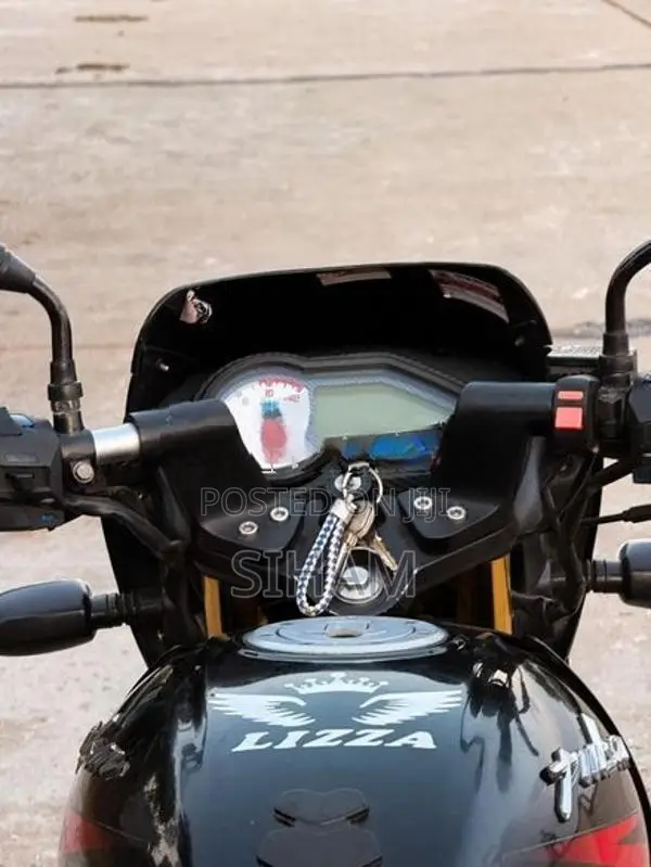 Bajaj Pulsar 150 2018