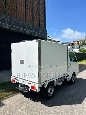 Nissan Clipper NT-100 Freezer 2023