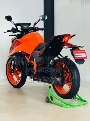 KTM 390 Duke 2025