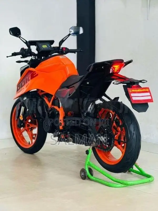KTM 390 Duke 2025