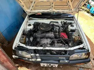 Mazda Familia 1987