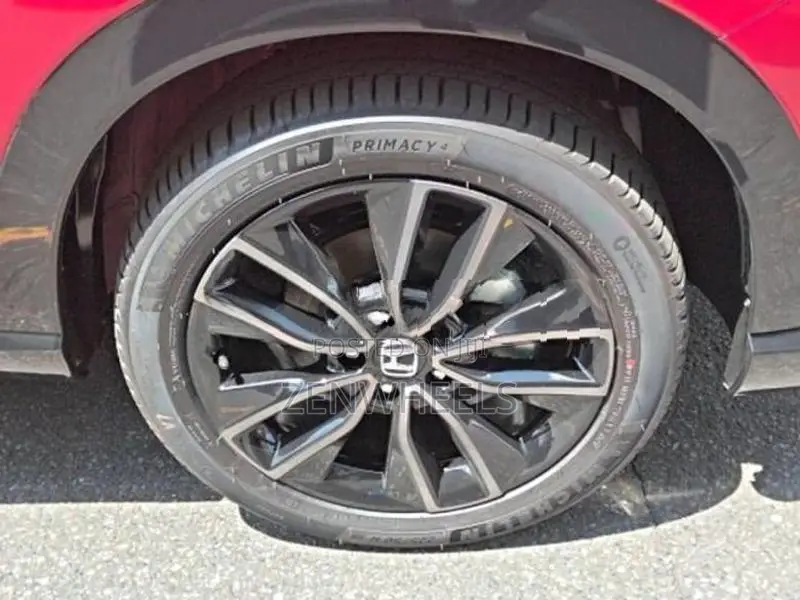 Honda Vezel RS Premium 2025
