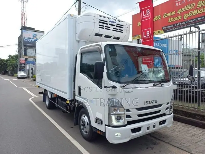 Isuzu Elf 2022