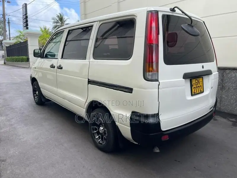 Toyota Noah CR41 2002