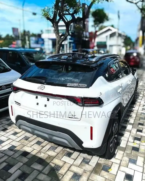 Toyota Taisor V - Black Top 2026