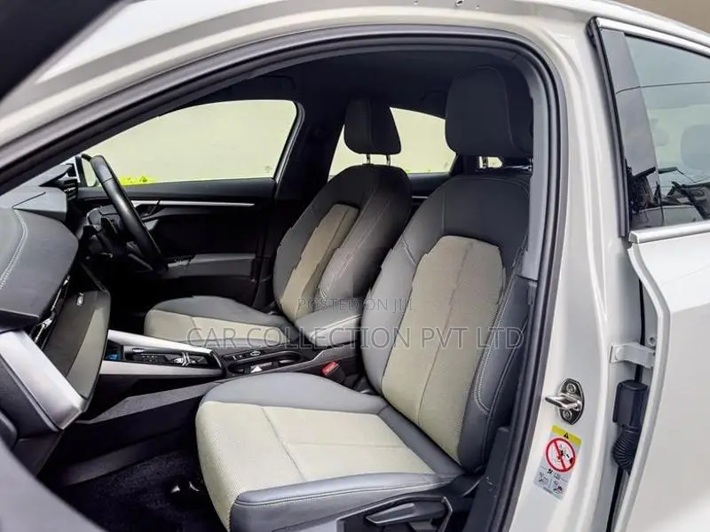 Audi A3 Advance Package 2023