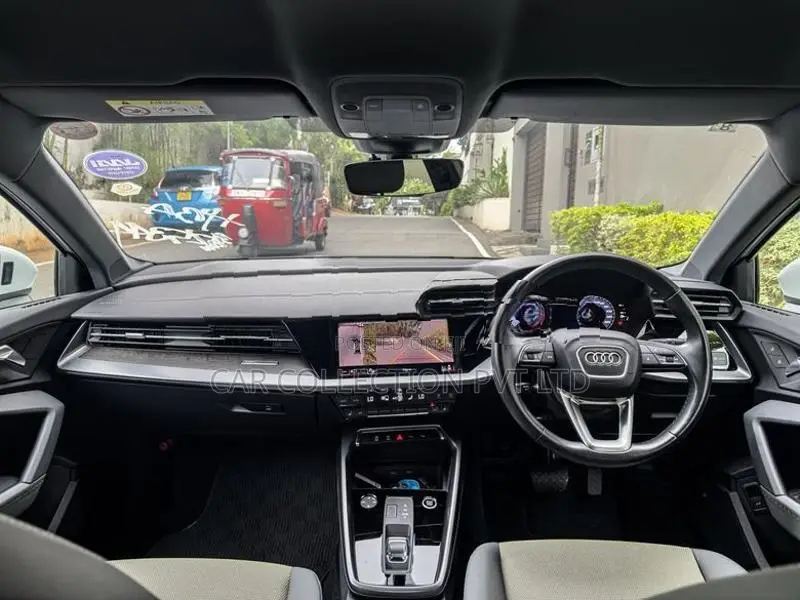 Audi A3 Advance Package 2023