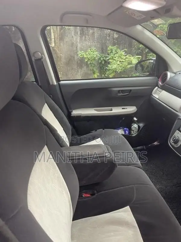 Daihatsu Boon 2017