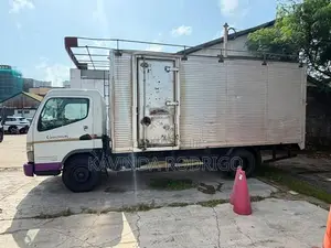 Mitsubishi Canter 2016