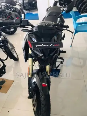 Bajaj Pulsar N160 Premium 2026