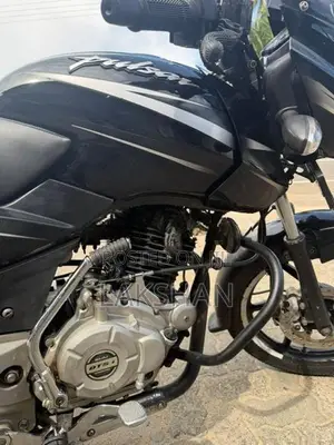 Bajaj Pulsar 150 2017