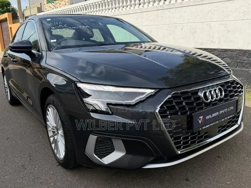 Audi A3 Sedan, Adv Premium 2024