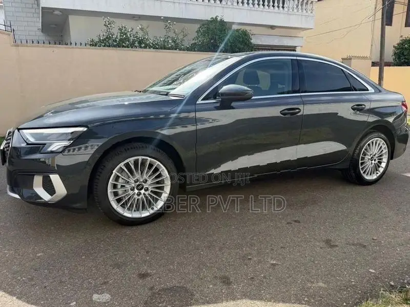 Audi A3 Sedan, Adv Premium 2024
