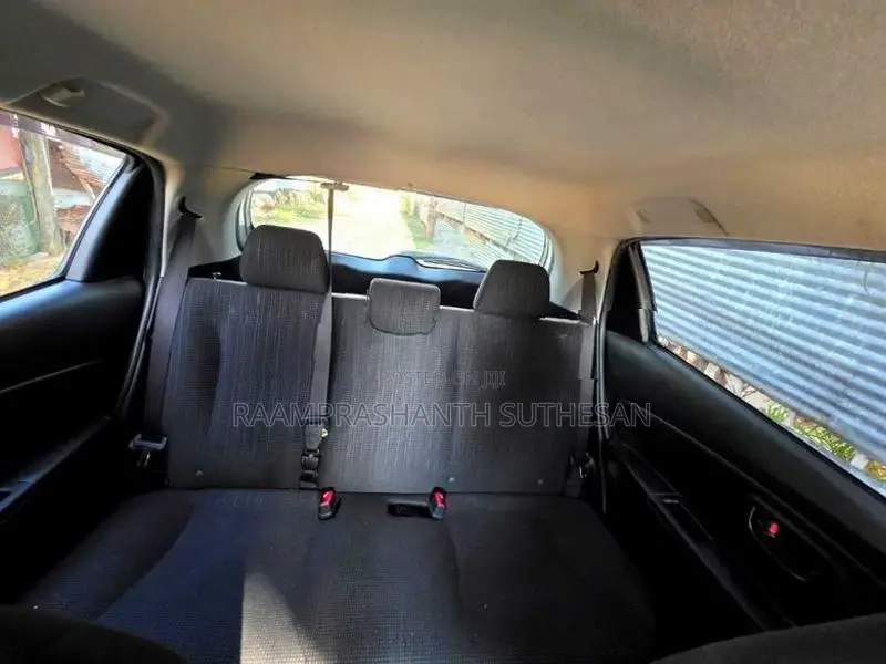Toyota Vitz 2017
