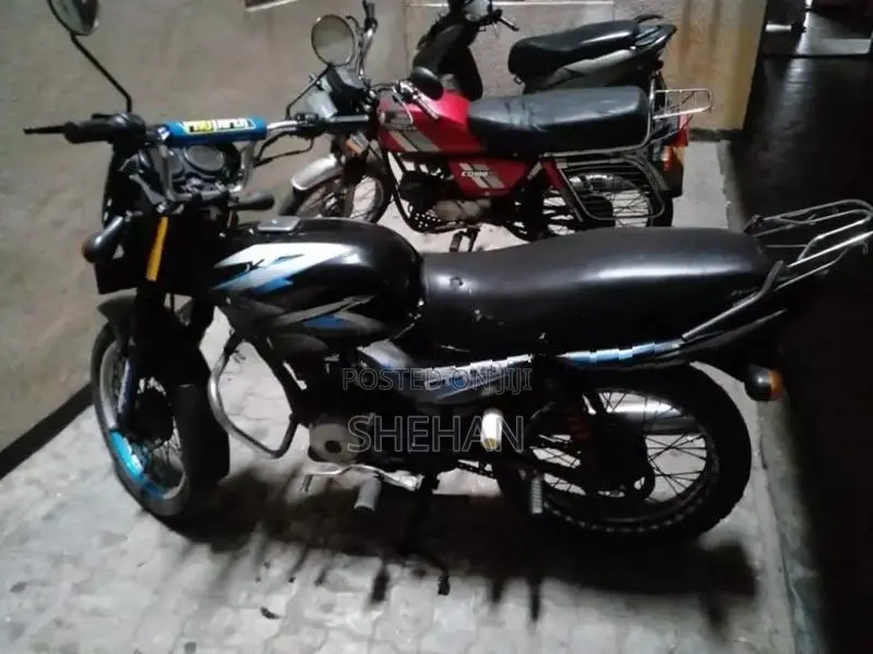 Bajaj CT100 2007