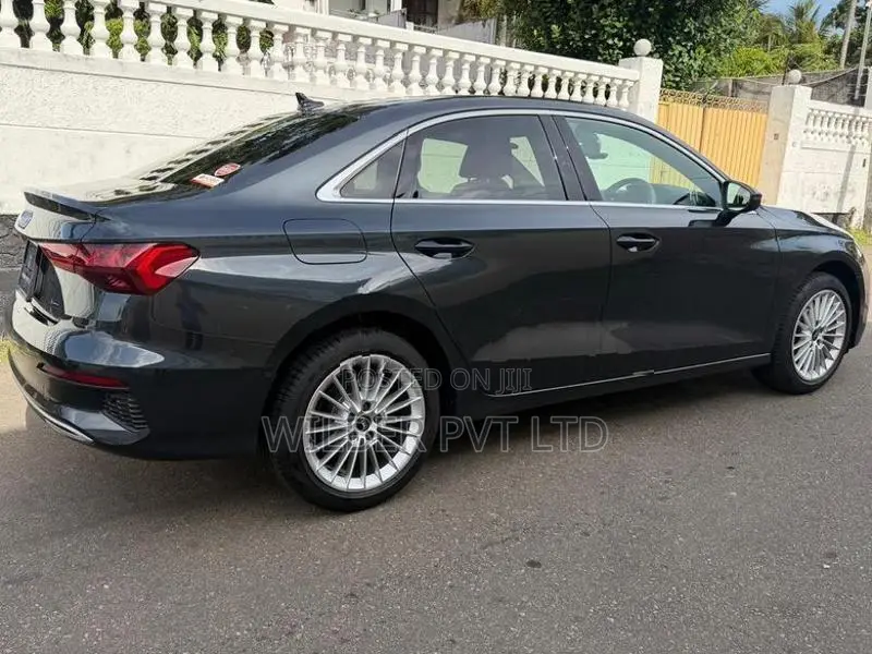 Audi A3 Sedan, Adv Premium 2024