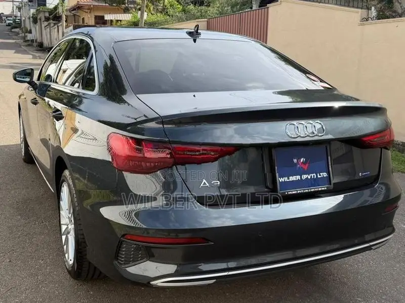 Audi A3 Sedan, Adv Premium 2024