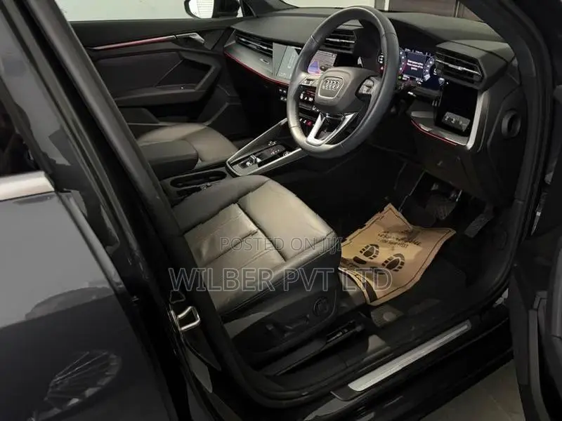Audi A3 Sedan, Adv Premium 2024