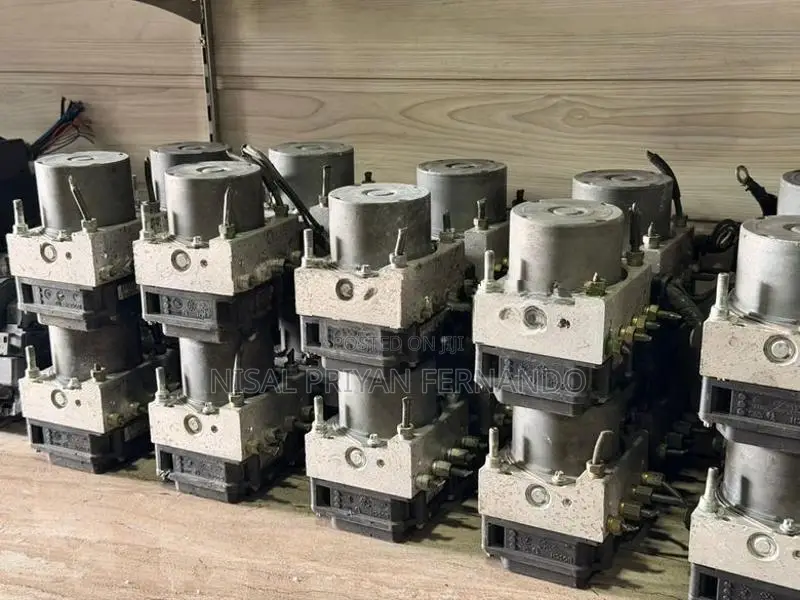 Honda Fit GP1 ABS unit