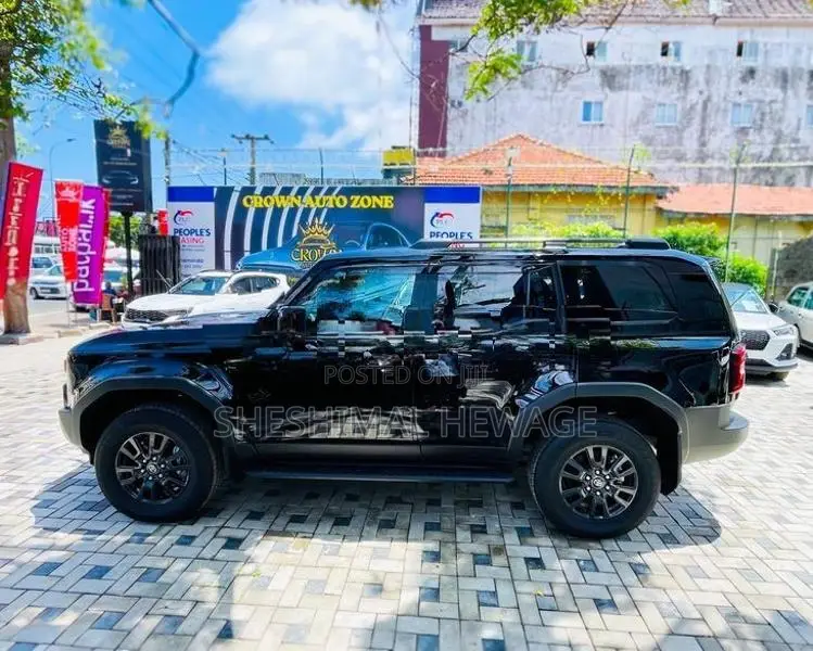 Toyota Land Cruiser Prado 250 2025