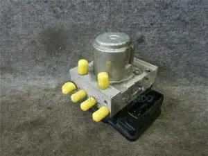 Honda Fit Insight / GP2 ABS Actuator