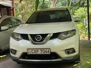 Nissan X-Trail 2015