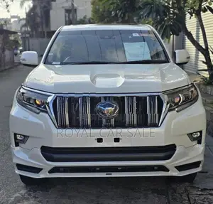 Toyota Land Cruiser Prado 2023