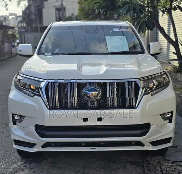 Toyota Land Cruiser Prado 2023