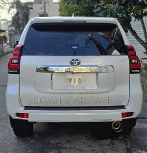 Toyota Land Cruiser Prado 2023