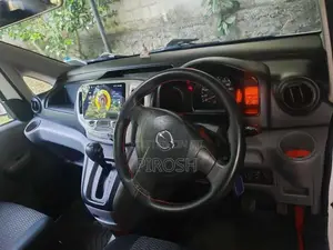 Nissan e-NV200 2013