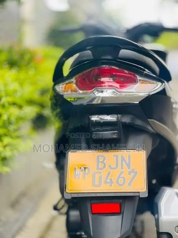 Suzuki Burgman 125 2025