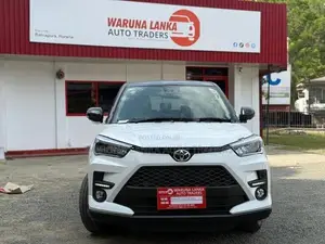 Toyota Raize 1000cc Petrol 2026