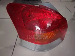 Toyota VitzTail Light (KSP90)