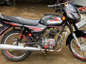 Bajaj CT100 2013