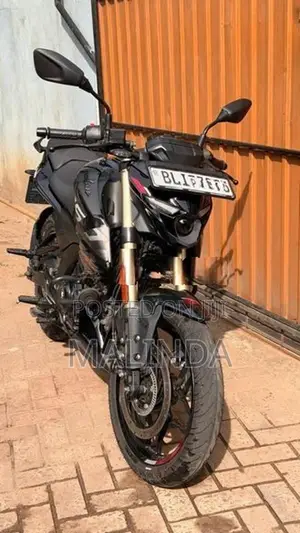 Bajaj Pulsar N160 Premium 2026