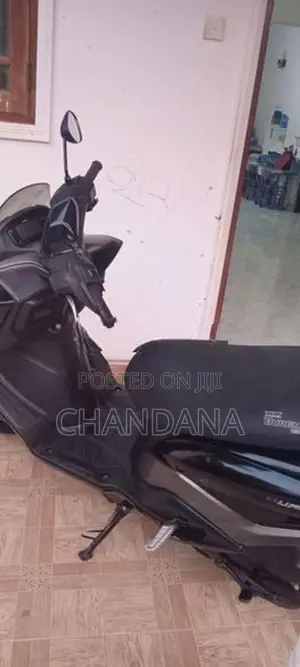 Suzuki Burgman 2019