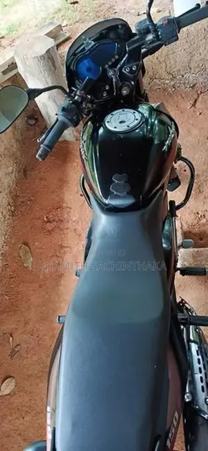 Bajaj Pulsar 150 2017