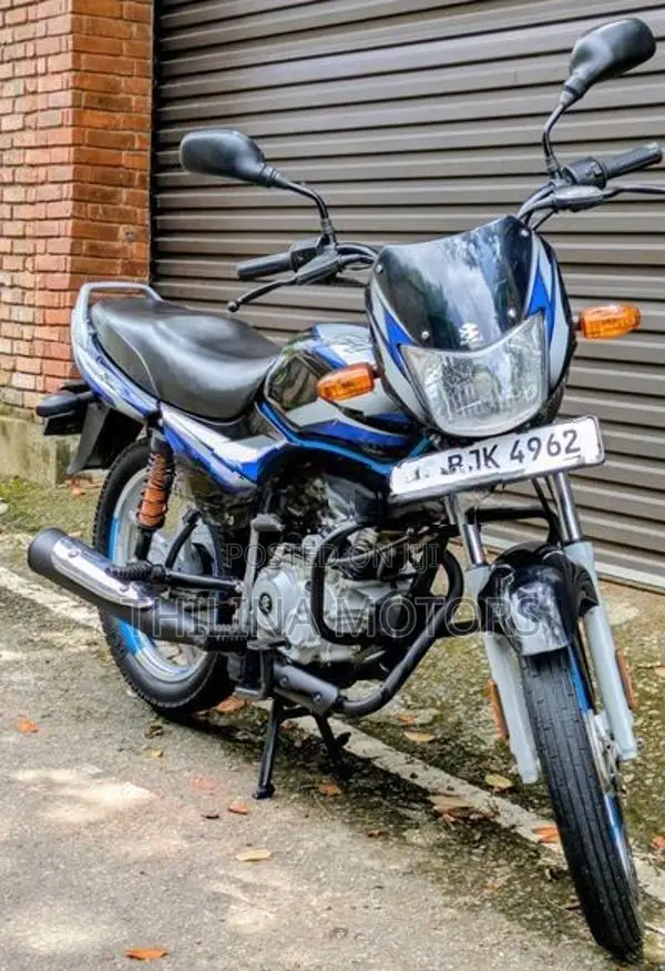 Bajaj CT100 2024