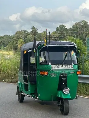 Bajaj RE 2008