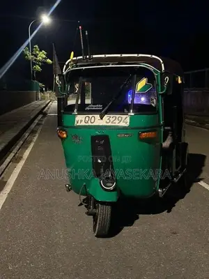 Bajaj RE 2008