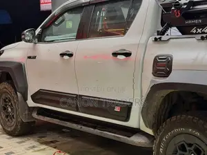 Hilux 2025 GR Hamer Machine Gun Roll Bar
