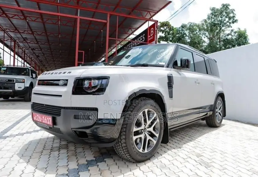 Land Rover Defender 110 X-Dynamic 2026
