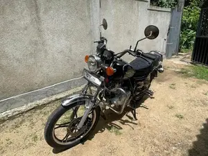 Suzuki GN 125 2023