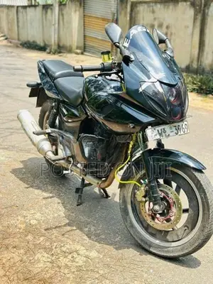 Bajaj Avenger Cruise 220 2014
