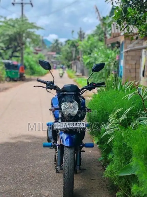 Yamaha FZ 2013