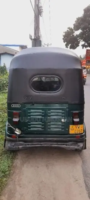 Bajaj RE 2012