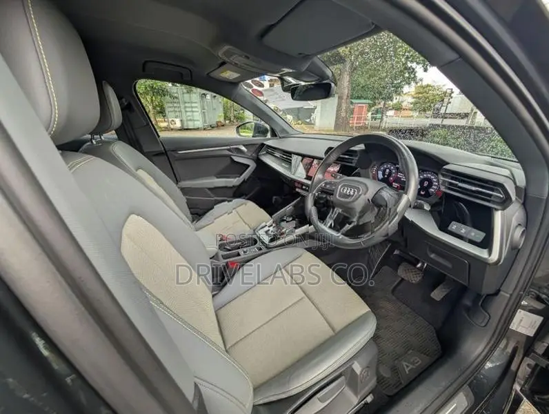 Audi A3 Sedan AutoPark 2023