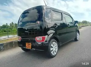 Suzuki Wagon R 2023